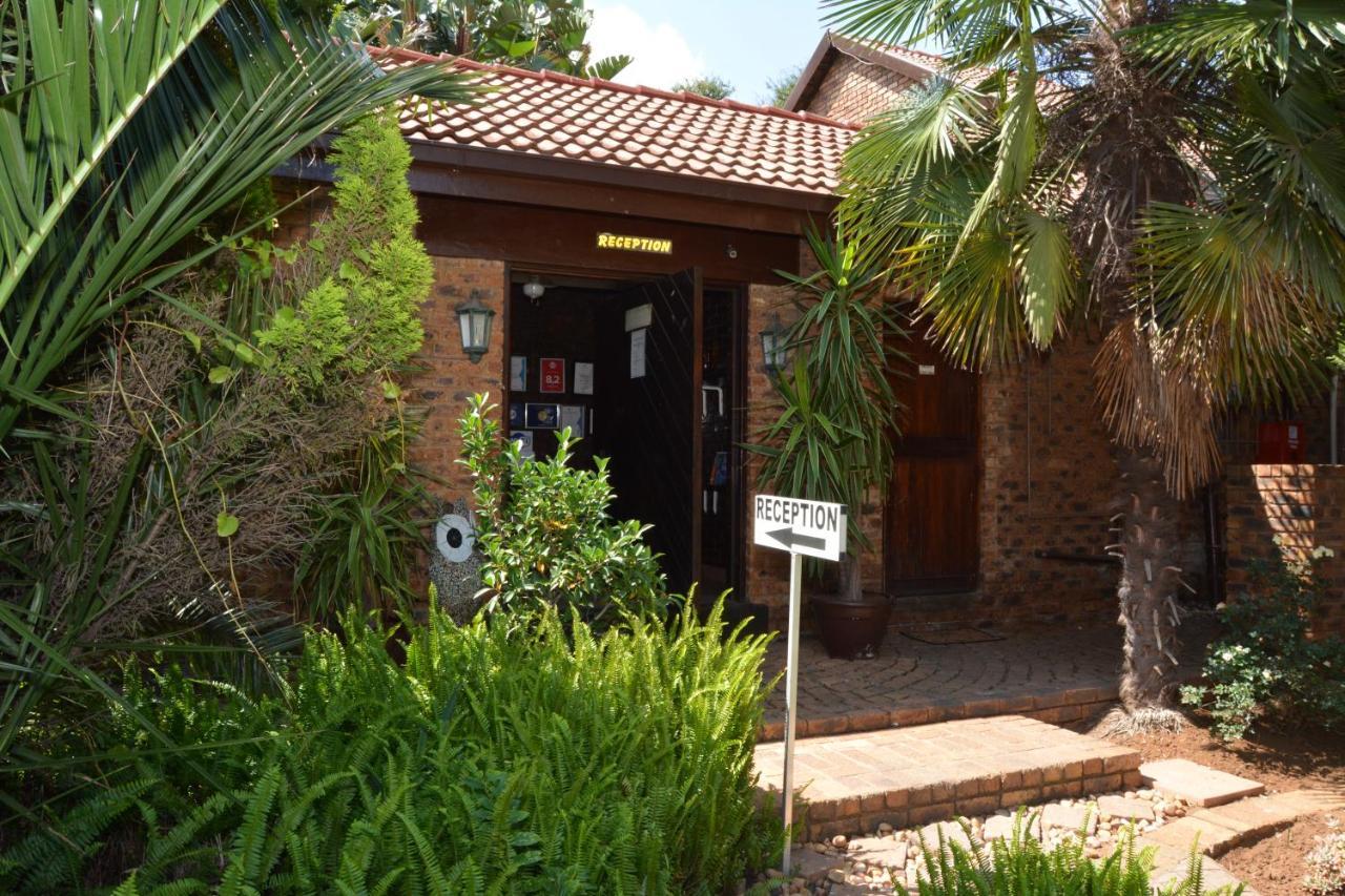 Aero Guest Lodge Kempton Park Exterior photo