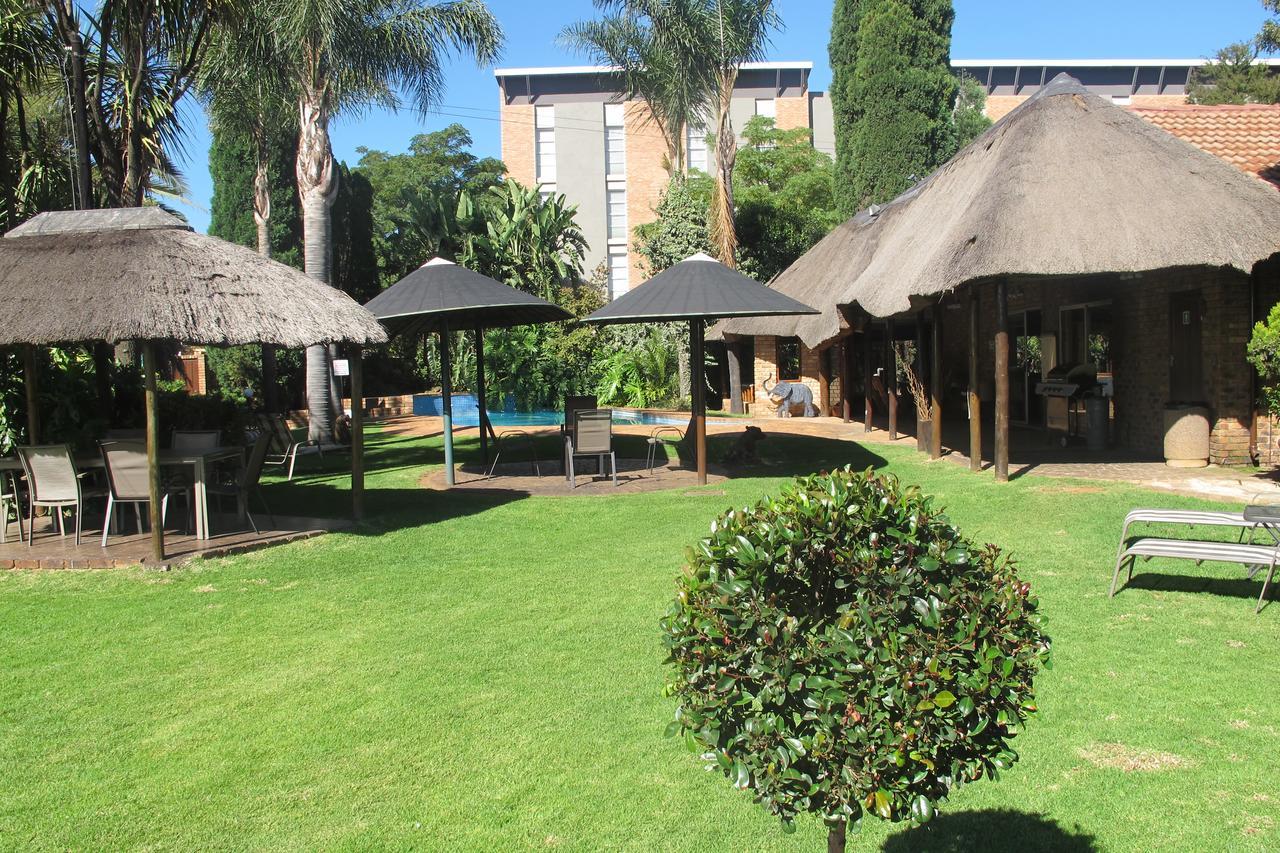 Aero Guest Lodge Kempton Park Exterior photo
