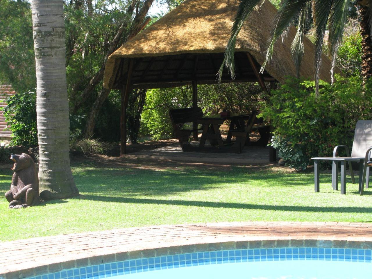 Aero Guest Lodge Kempton Park Exterior photo